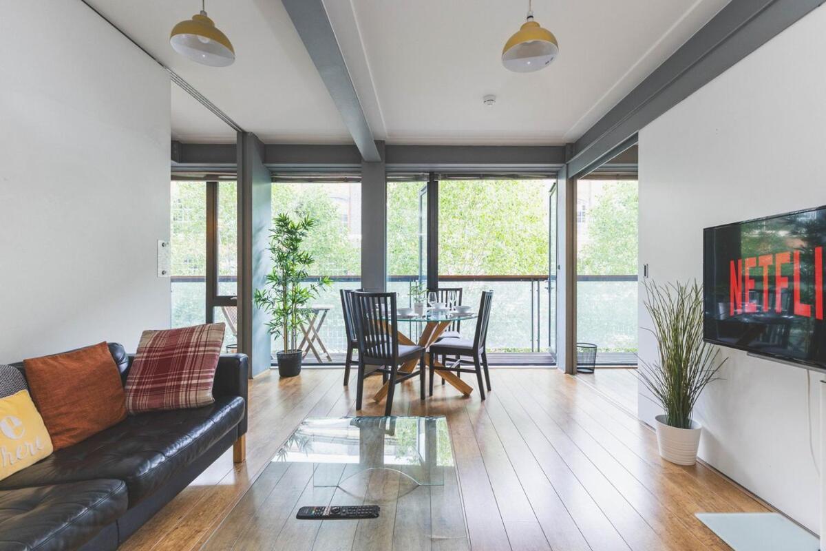 2Bed Stratford Apt With Easy Access To Central London, O2, Excel, Parking Nearby Bagian luar foto