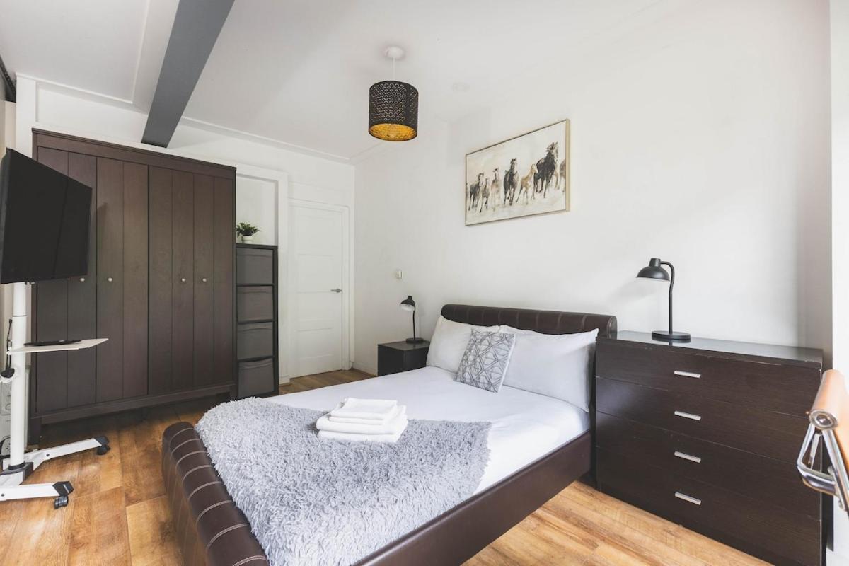 2Bed Stratford Apt With Easy Access To Central London, O2, Excel, Parking Nearby Bagian luar foto