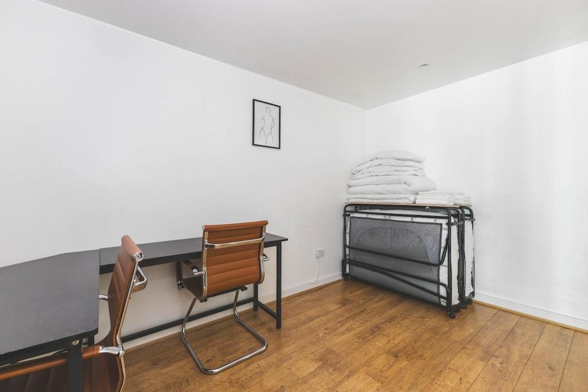 2Bed Stratford Apt With Easy Access To Central London, O2, Excel, Parking Nearby Bagian luar foto